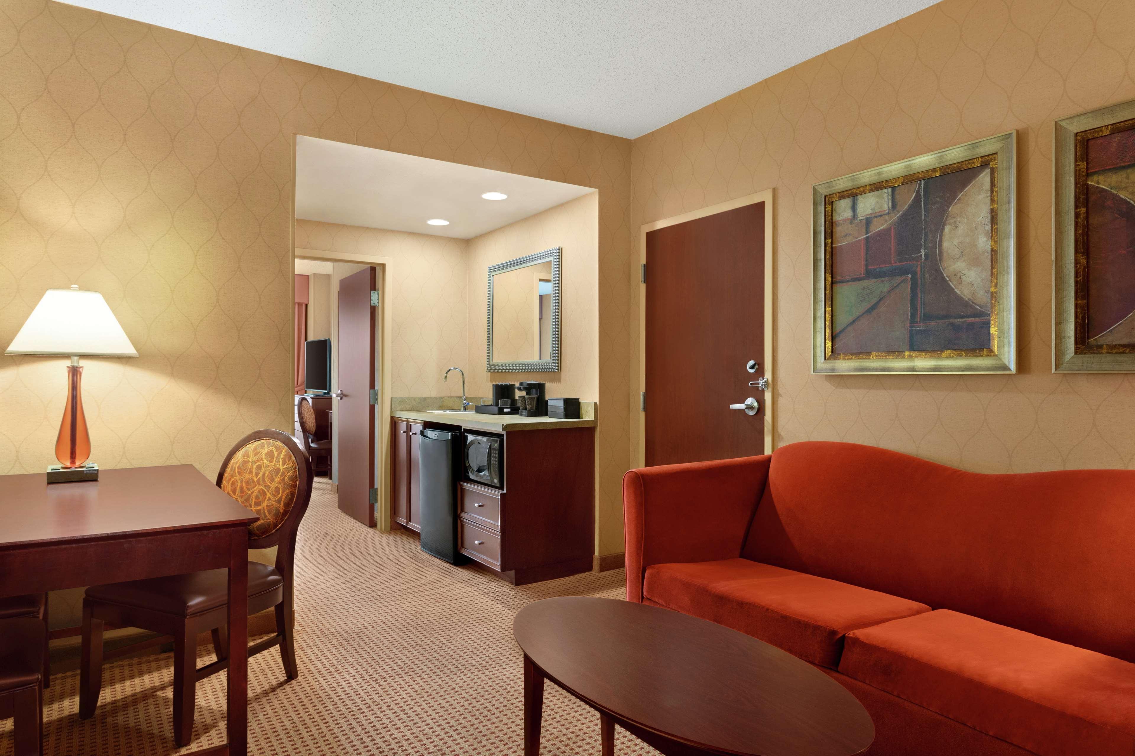 Embassy Suites Huntsville Esterno foto