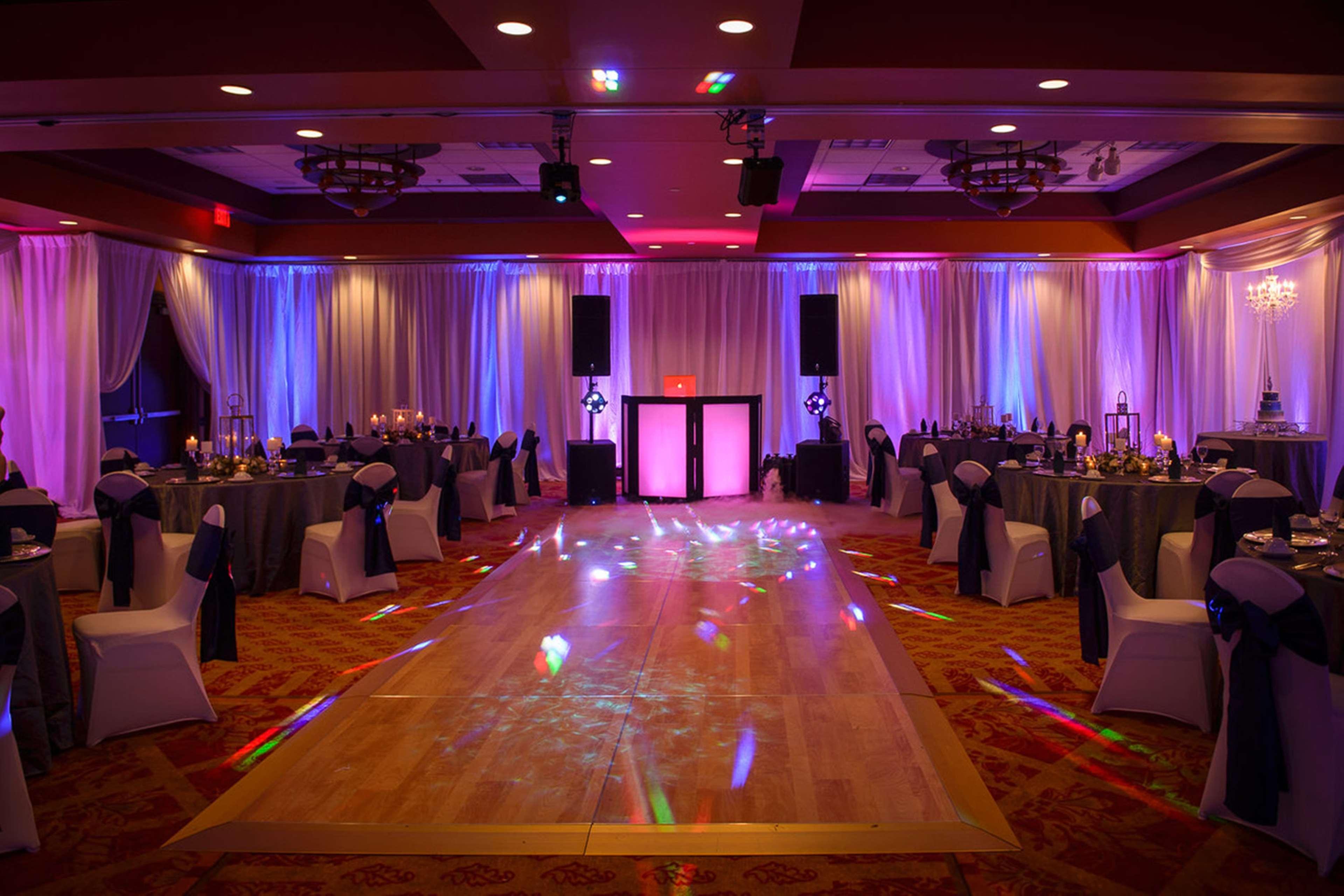 Embassy Suites Huntsville Esterno foto