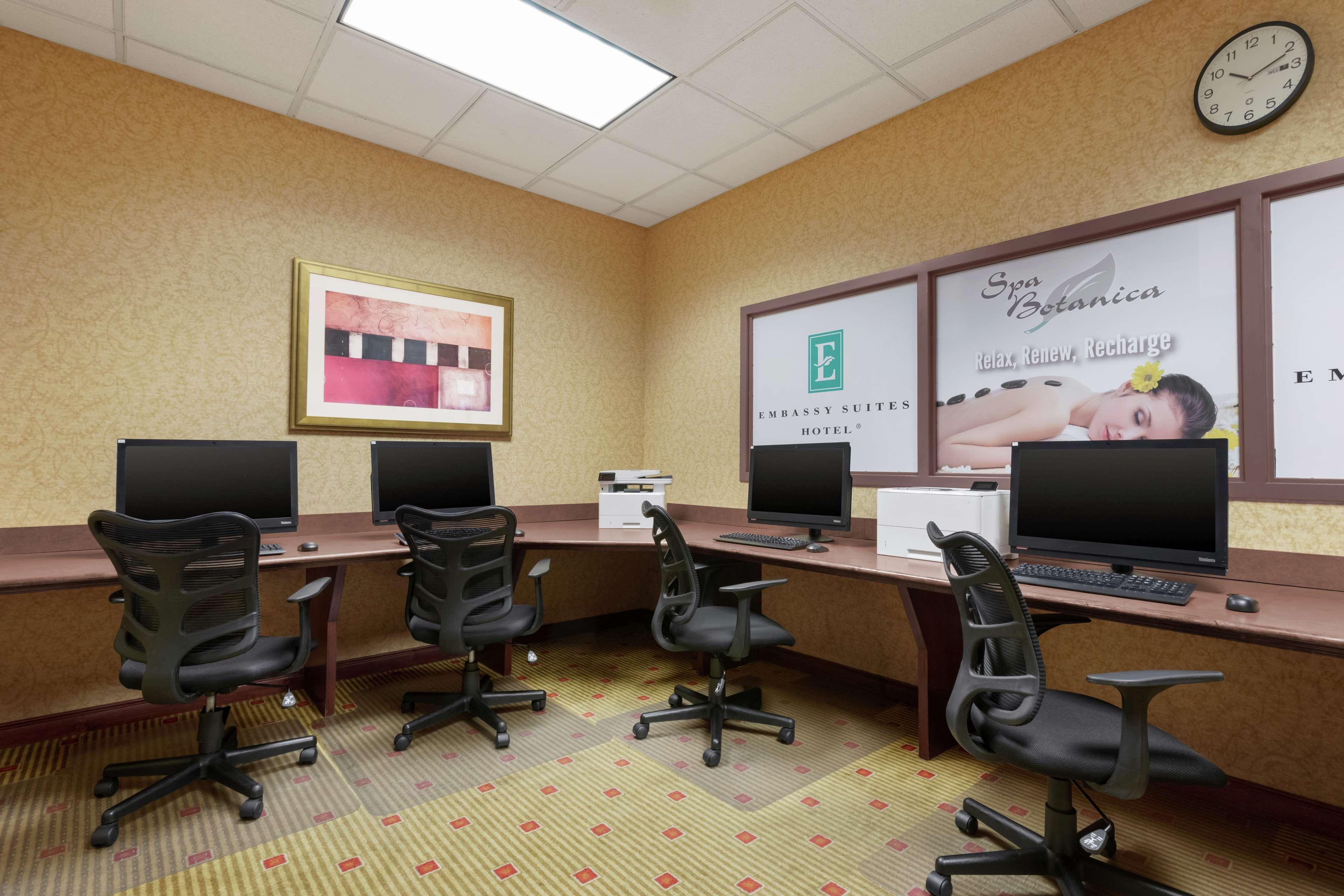 Embassy Suites Huntsville Esterno foto