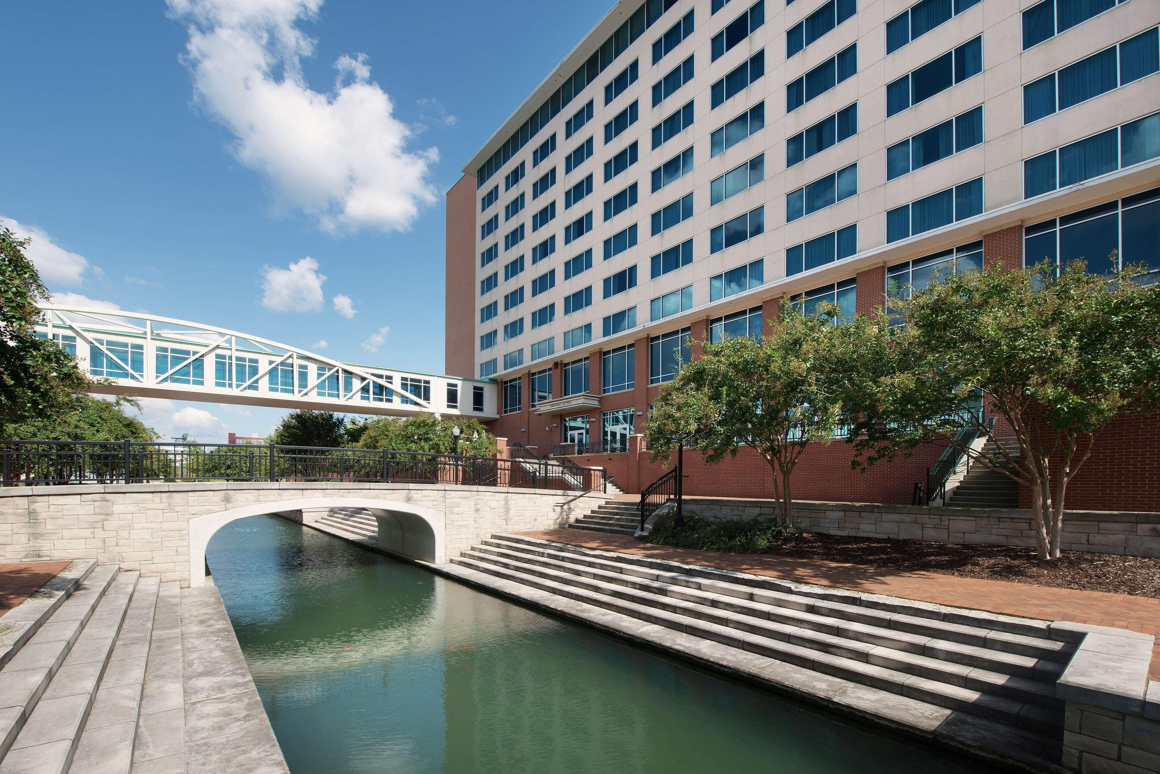 Embassy Suites Huntsville Esterno foto