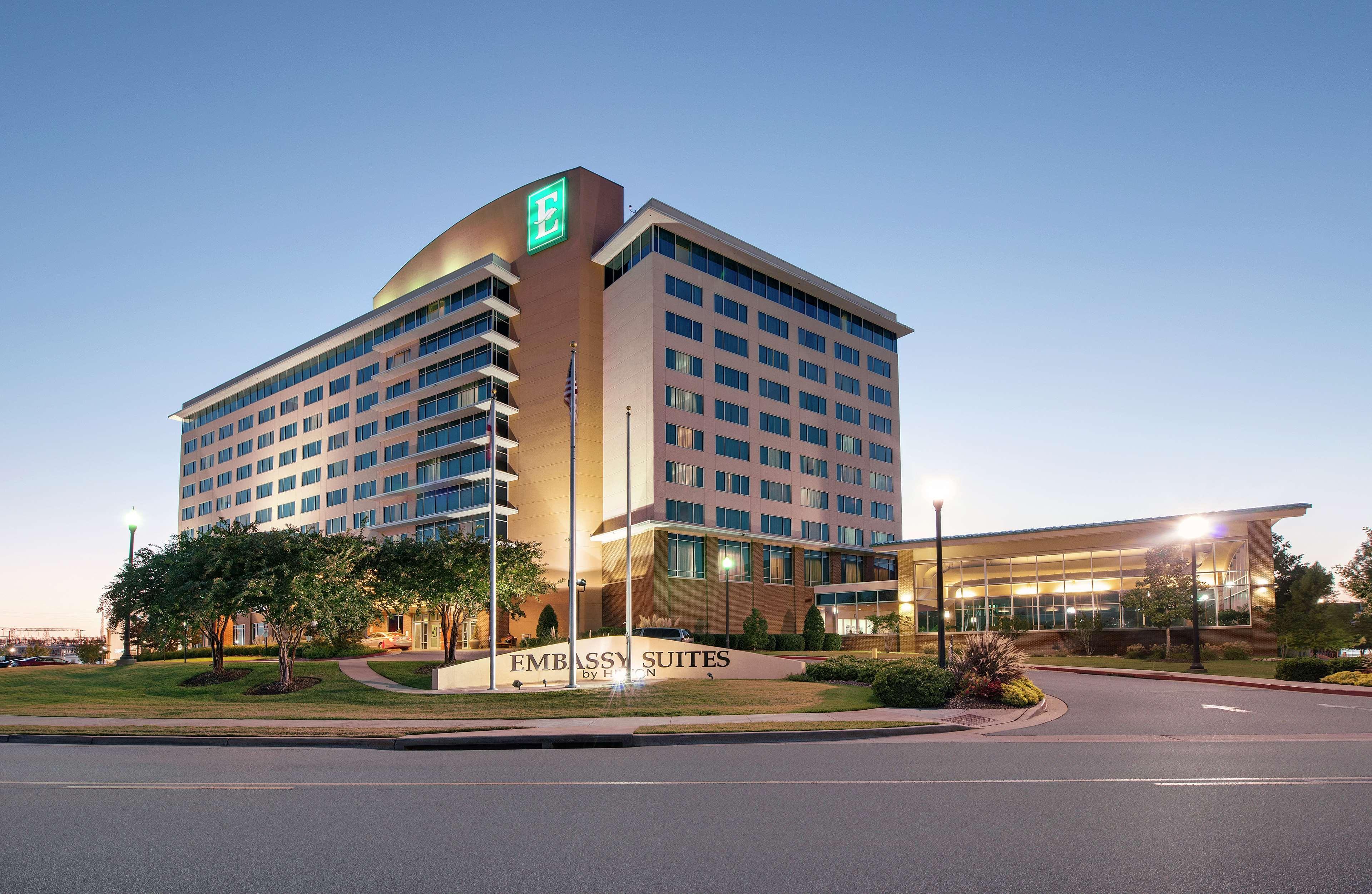 Embassy Suites Huntsville Esterno foto