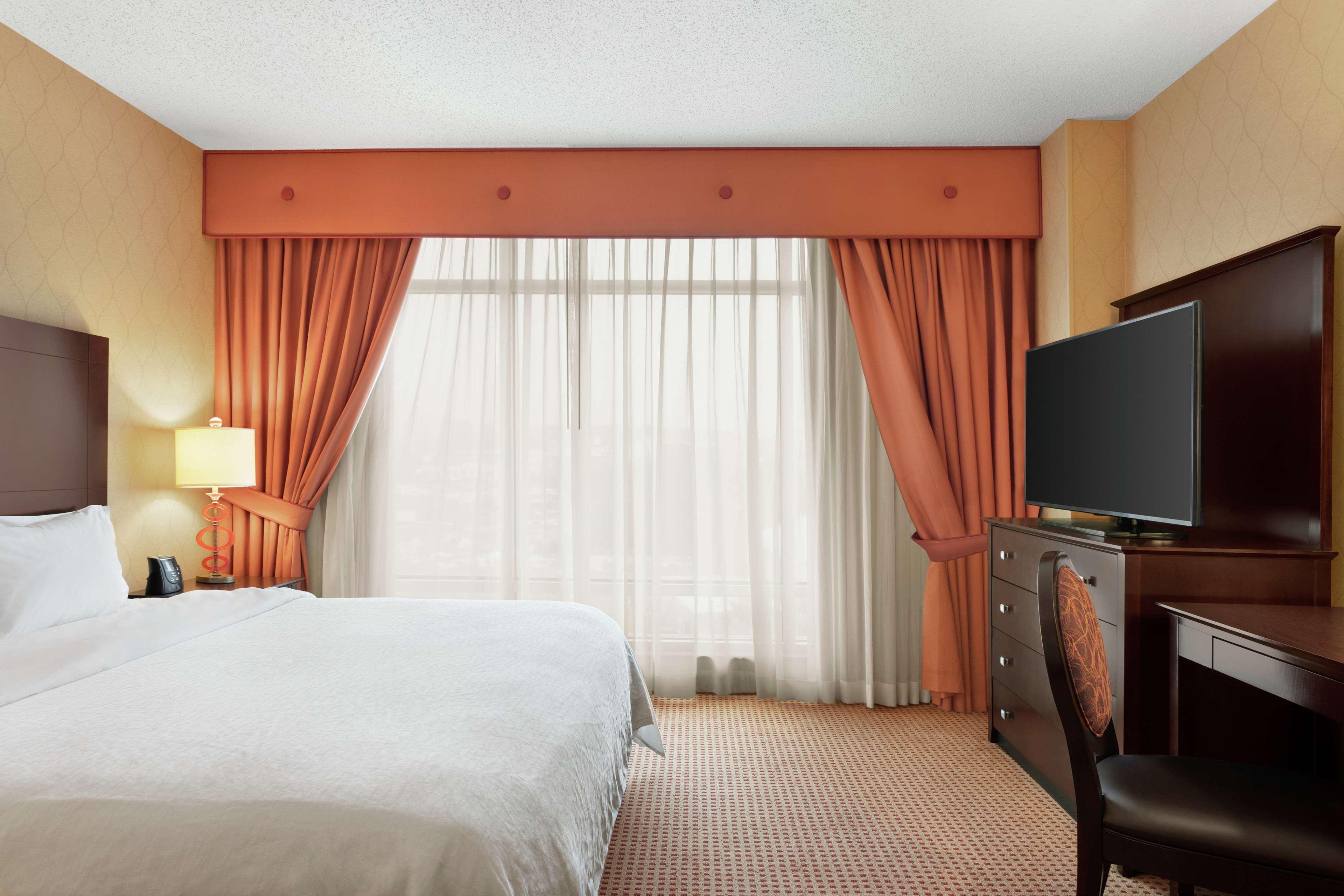 Embassy Suites Huntsville Esterno foto