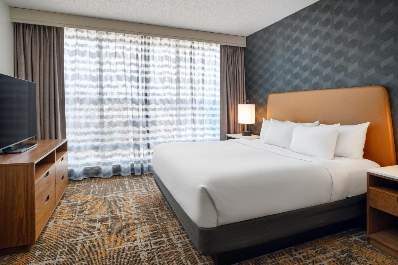Embassy Suites Huntsville Esterno foto