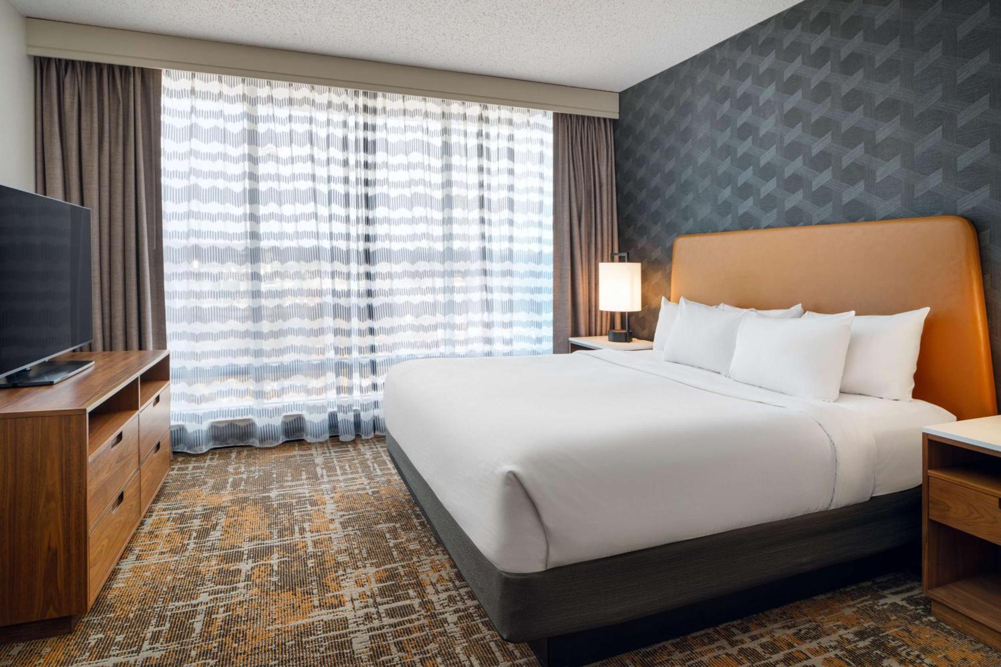 Embassy Suites Huntsville Esterno foto