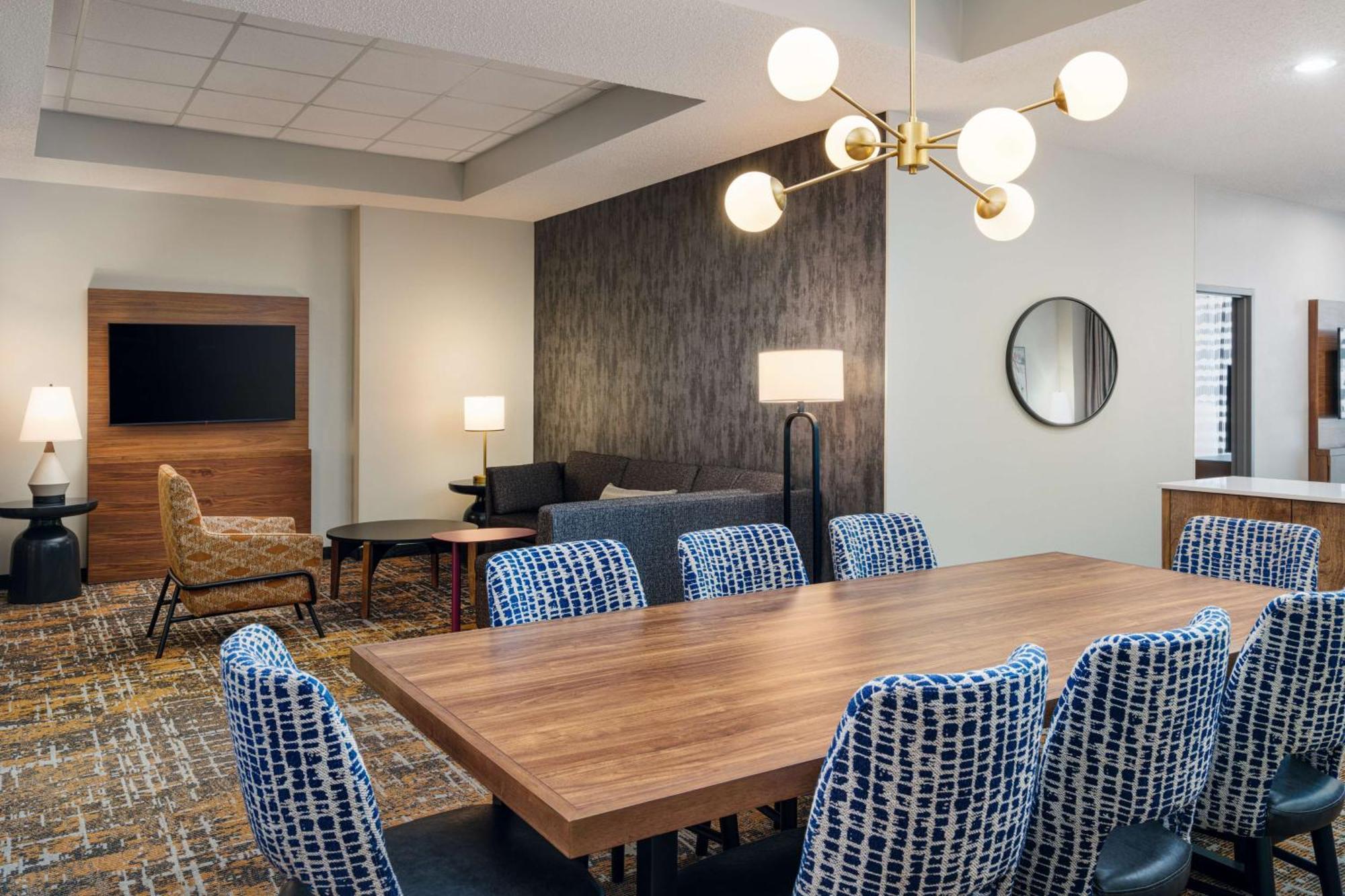 Embassy Suites Huntsville Esterno foto
