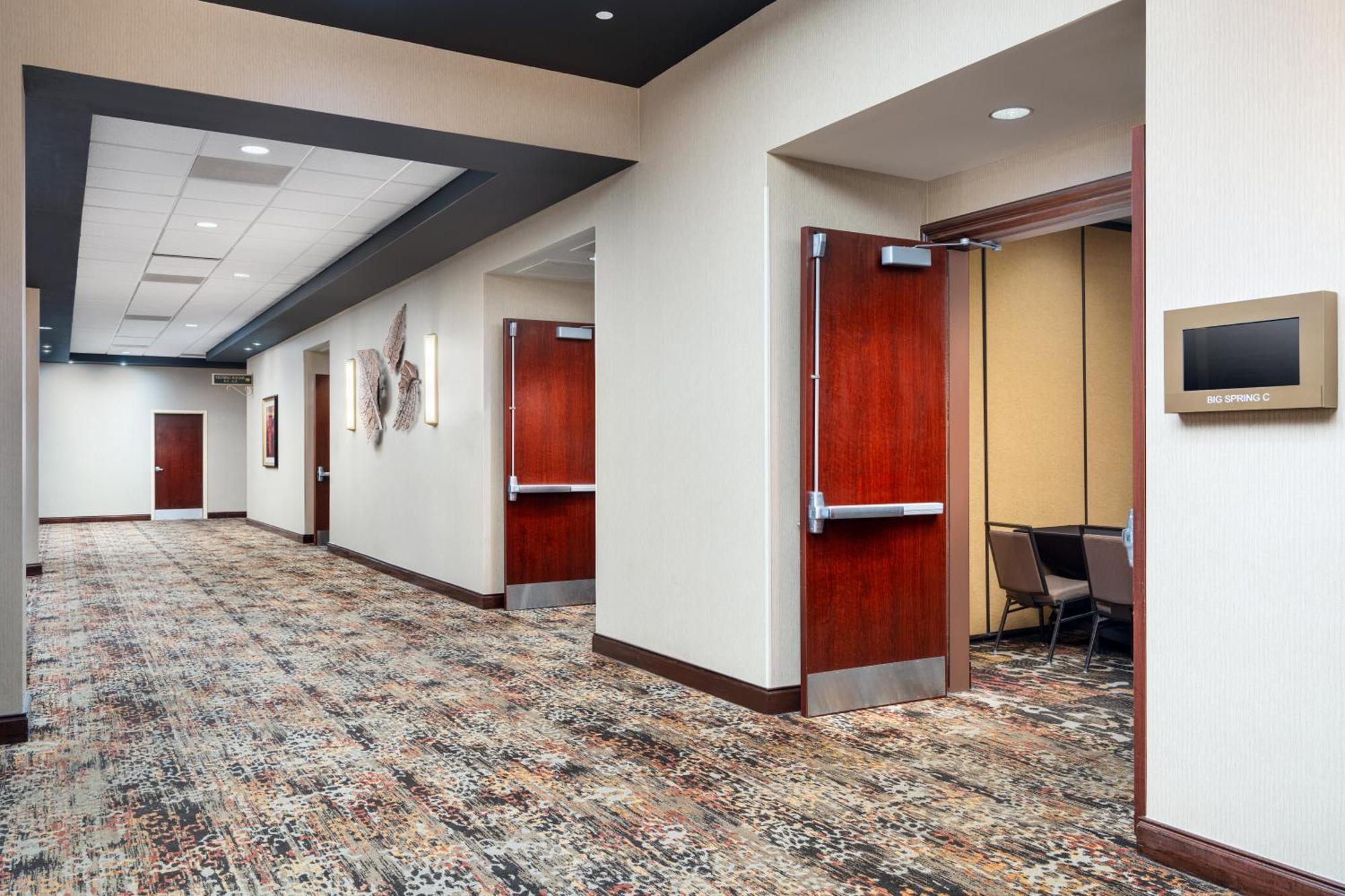 Embassy Suites Huntsville Esterno foto