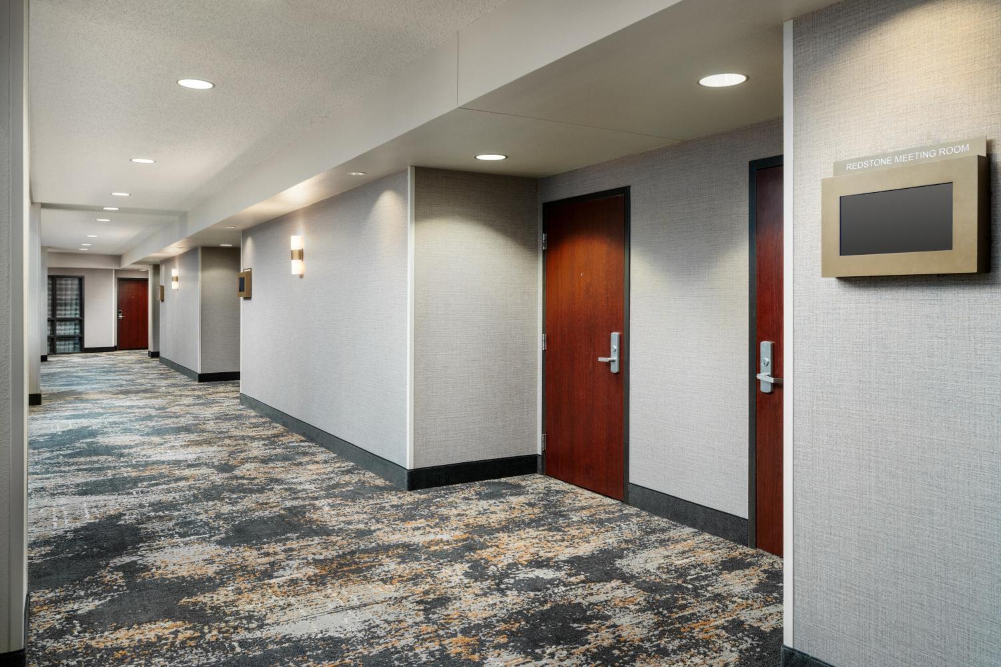 Embassy Suites Huntsville Esterno foto
